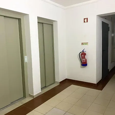 Cozy In 60 M² With Balcony Garden View * Portimão