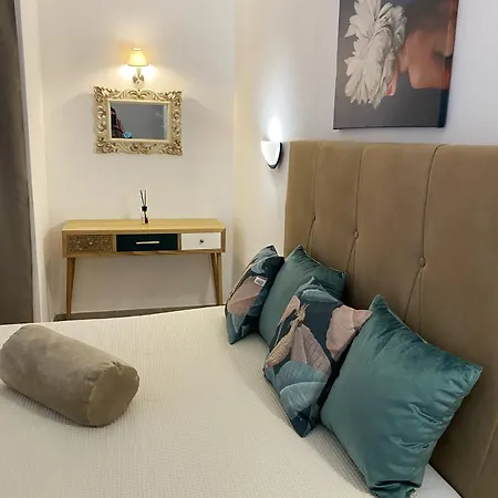 Cozy In 60 M² With Balcony Garden View Διαμέρισμα *