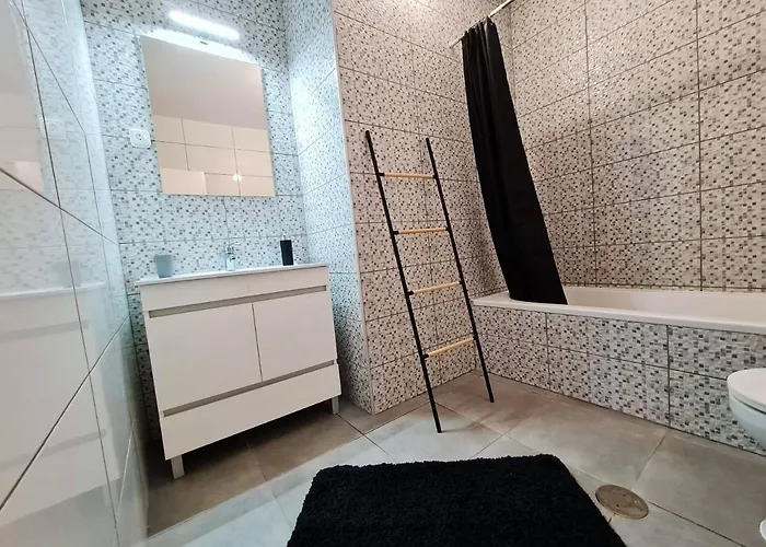 Daire Cozy In 60 M² With Balcony Garden View *