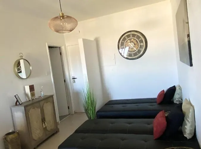 Daire Cozy In 60 M² With Balcony Garden View