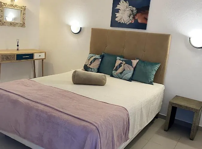 Daire Cozy In 60 M² With Balcony Garden View