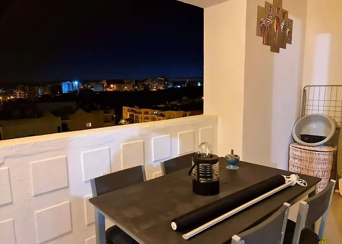 Cozy In 60 M² With Balcony Garden View