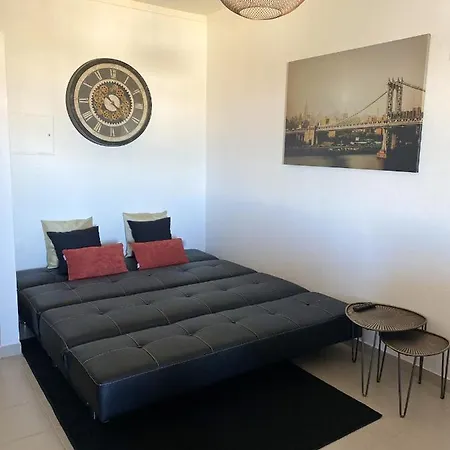 Beachside Terrace Apartment: View Retreat Portimao