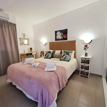 Cozy In 60 M² With Balcony Garden View Apartment *
